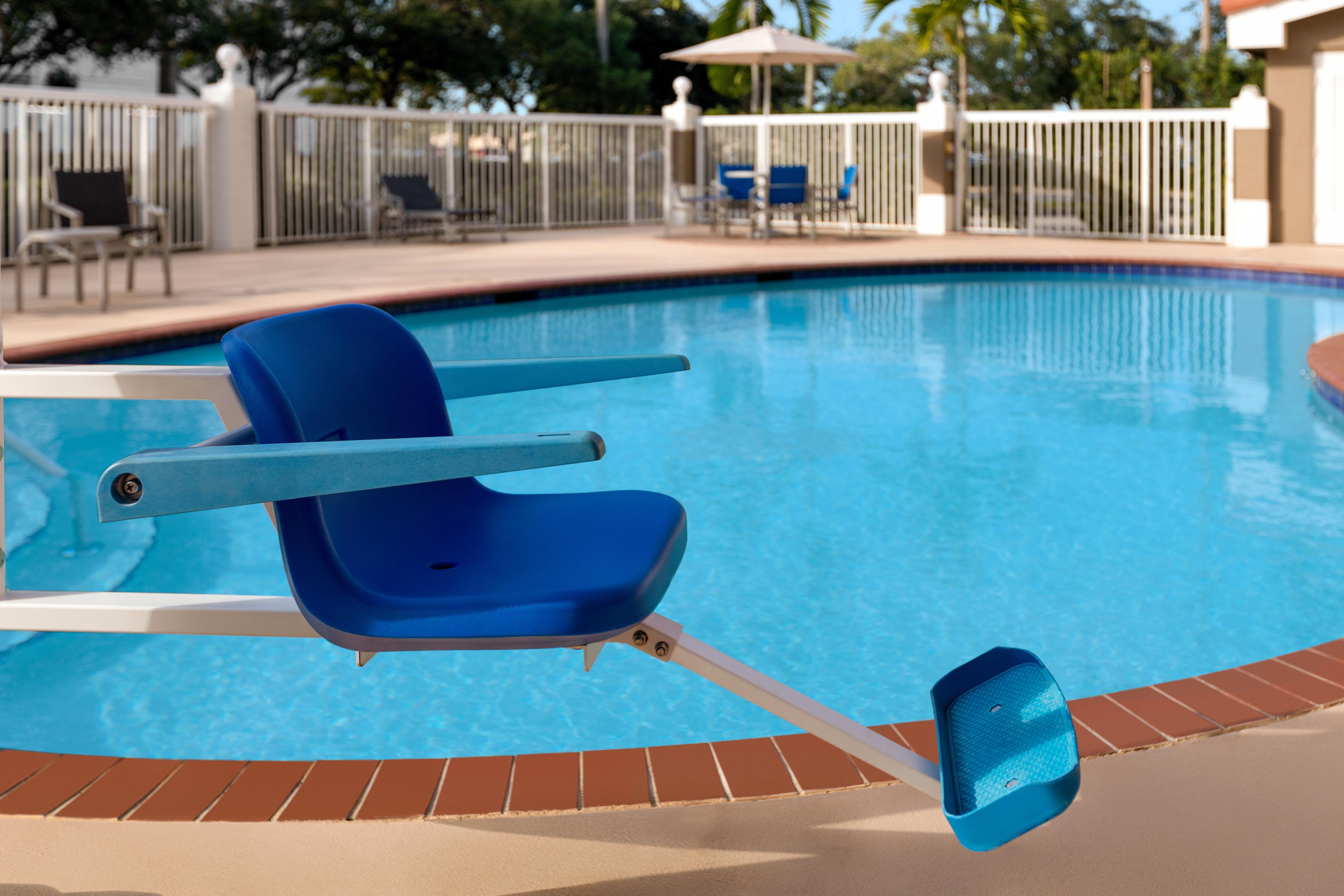 Holiday Inn Express & Suites Pembroke Pines-Sheridan St By Ihg Luaran gambar