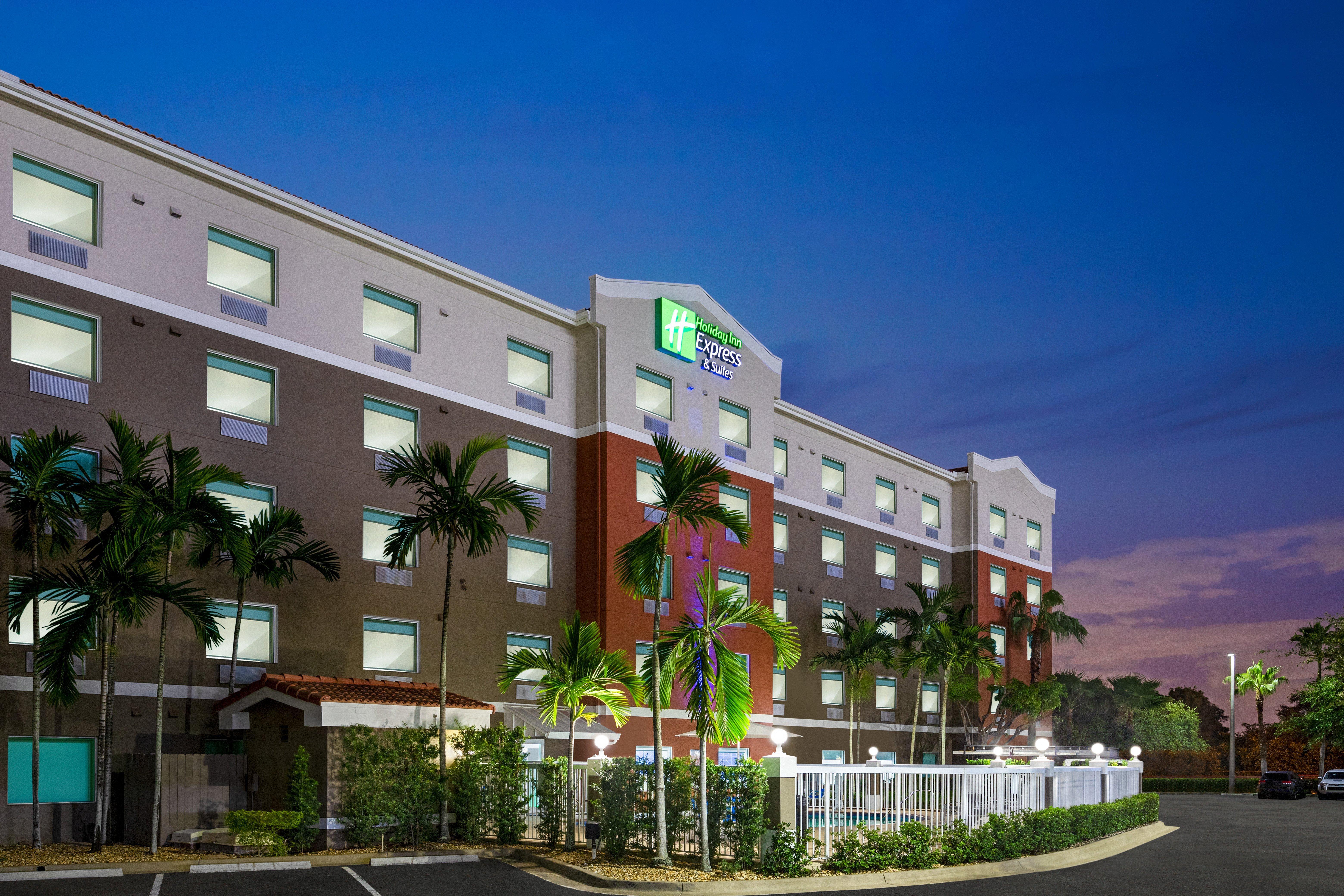 Holiday Inn Express & Suites Pembroke Pines-Sheridan St By Ihg Luaran gambar